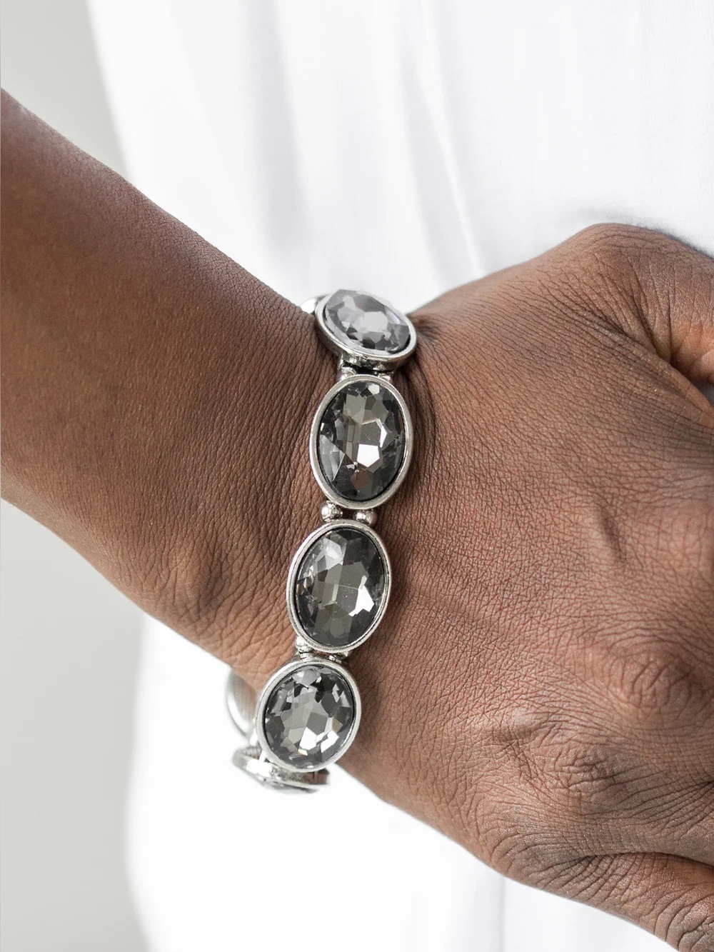 paparazzi Silver-Tone Faceted Gray Crystal Stretch Bracelet